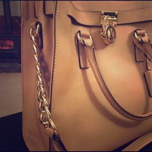 NWT Michael Kors Hamilton purse 👜